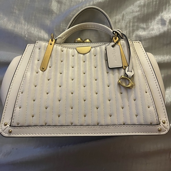 KISSLOCK DREAMER 21 WITH QUILTING AND RIVETS - Picture 1 of 5